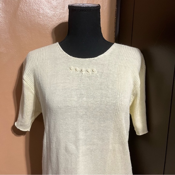 Vintage Tops - Vintage Villager Yellow Knit Top With Rose Embroidery
